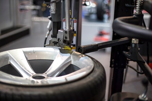 Robotic Tyre Fitting